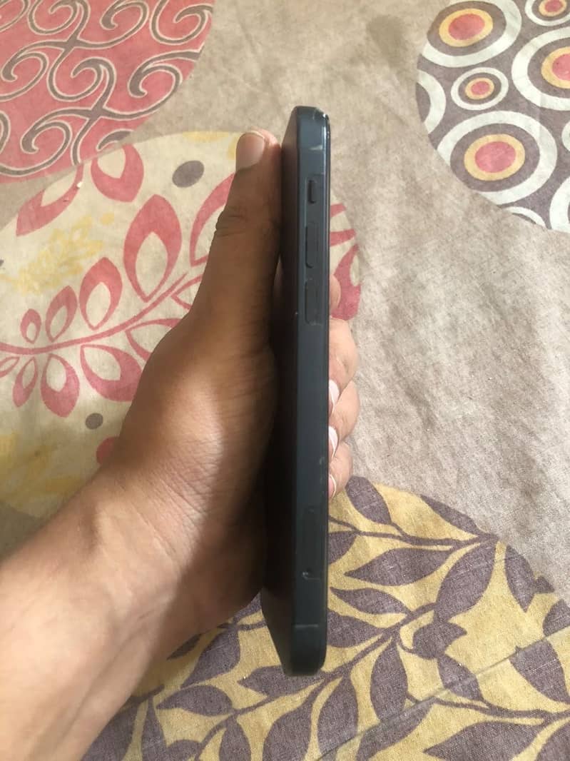 Apple iPhone 12 2