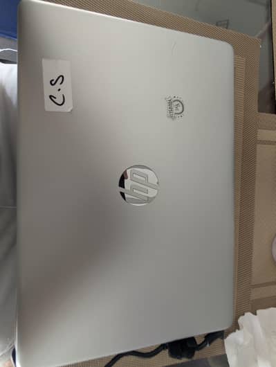 HP laptop 15s-2xxx Silver