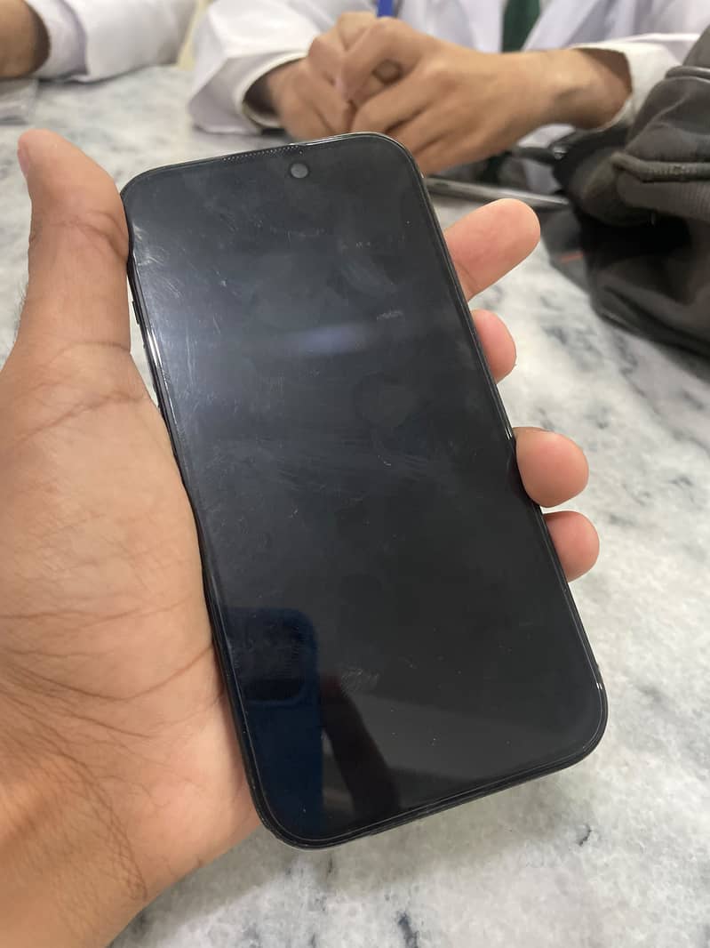 Apple iPhone 15 6