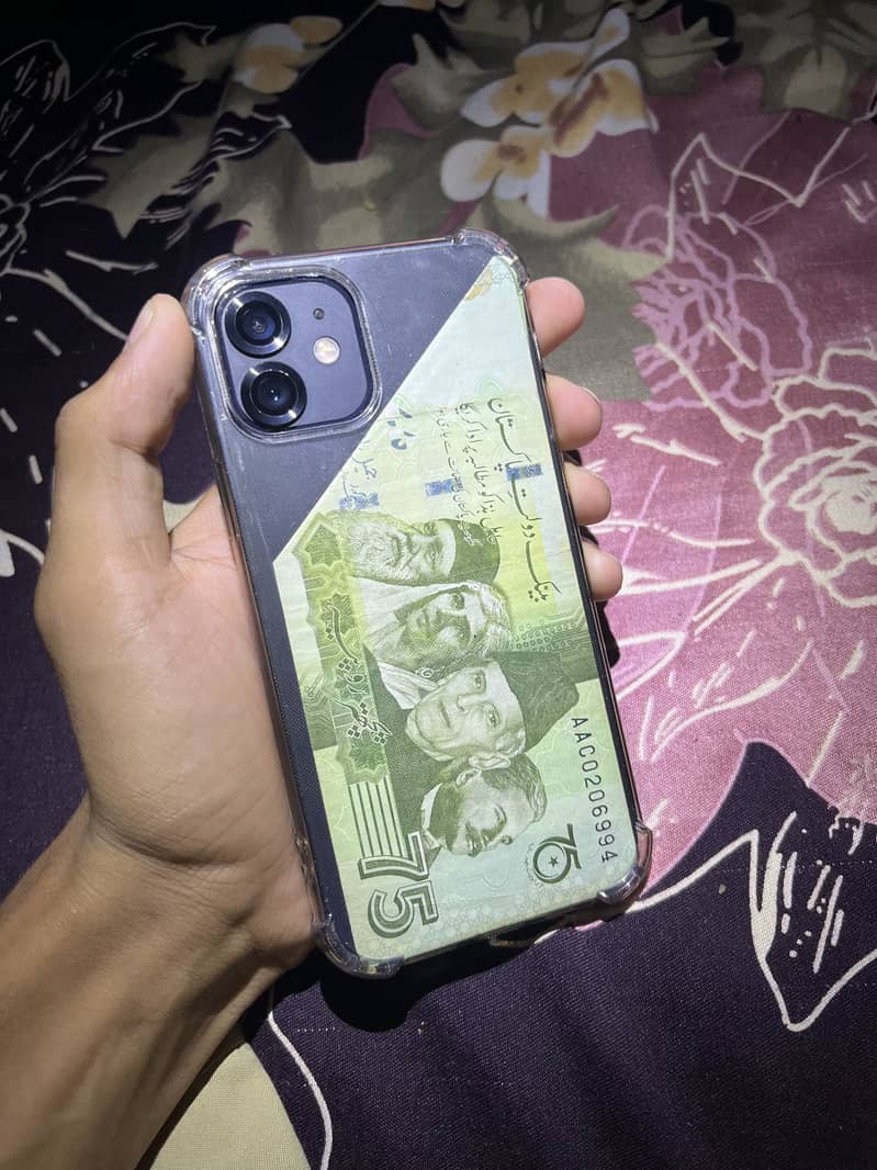 Apple iPhone 12 2