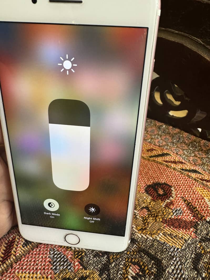 Apple iPhone 7 Plus 1