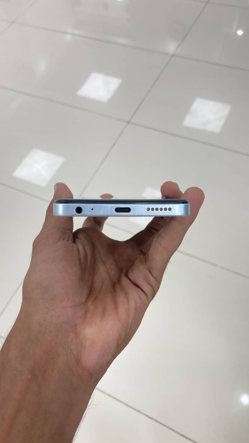 Tecno Spark 20 1