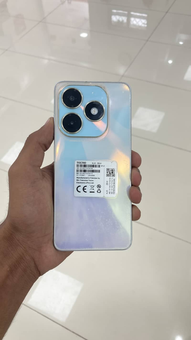 Tecno Spark 20 3