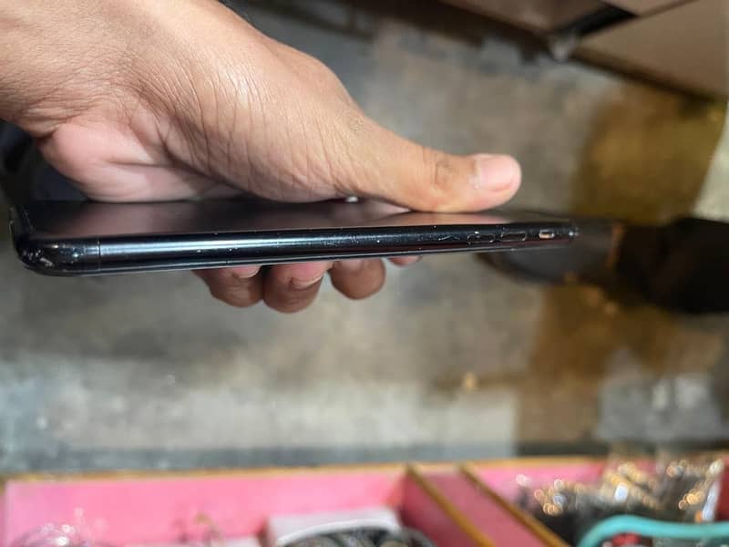 Apple iPhone 7 Plus 4