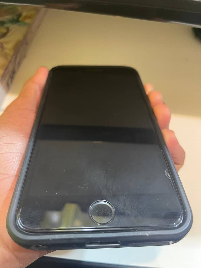 Apple iPhone 7 Plus 8