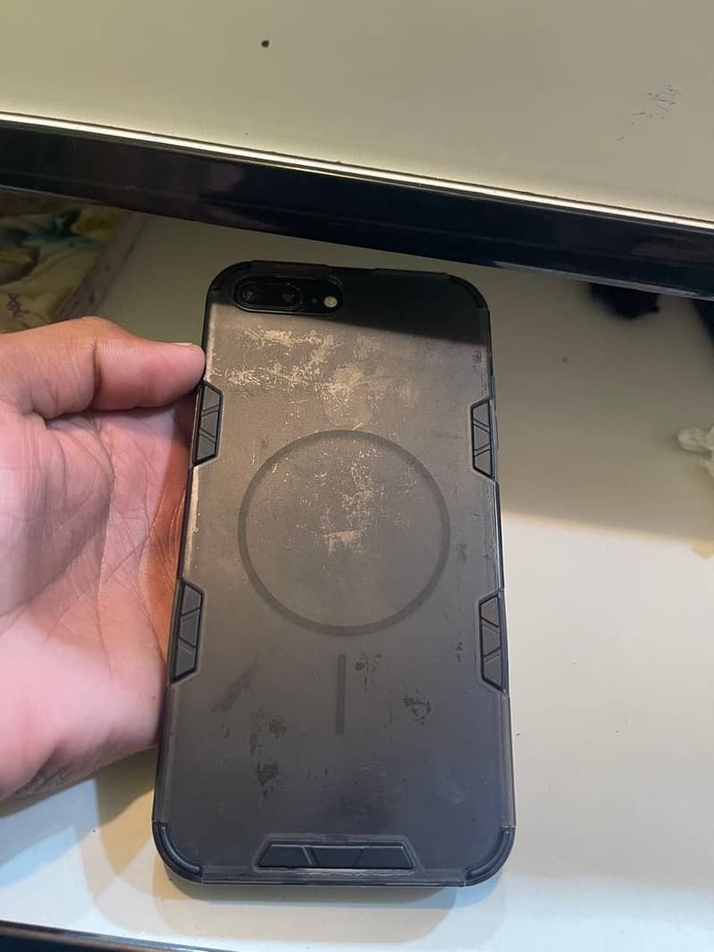 Apple iPhone 7 Plus 10