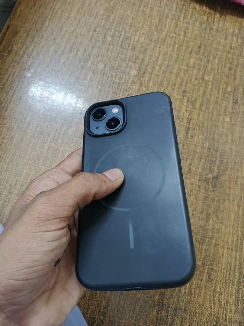 Apple iPhone 13 2