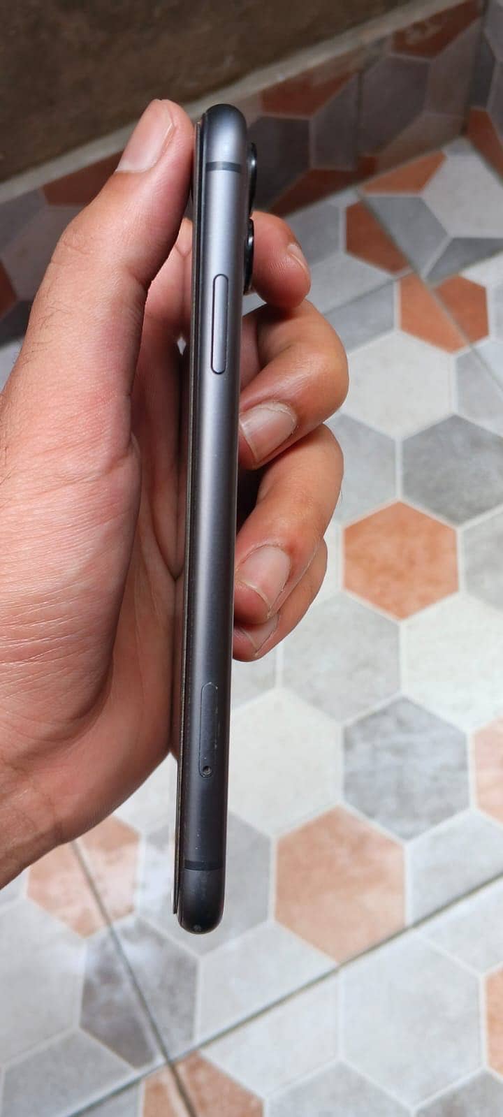 Apple iPhone 11 3