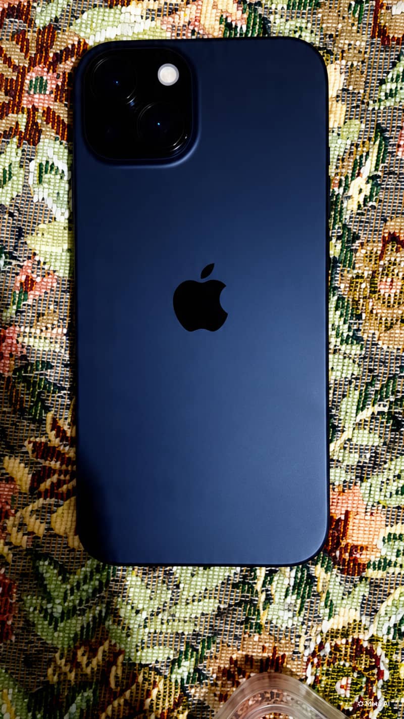 Iphone 15 simple 2