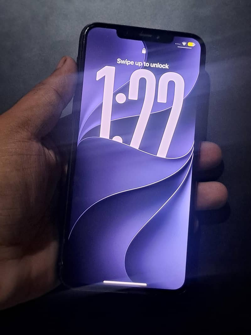 Apple iPhone 11 Pro Max 1
