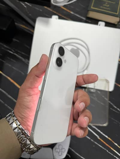 Apple iPhone 17 256GB White | 100% Battery | JV