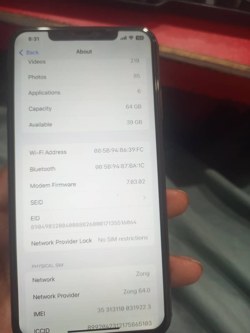 Apple iPhone XS Max 3