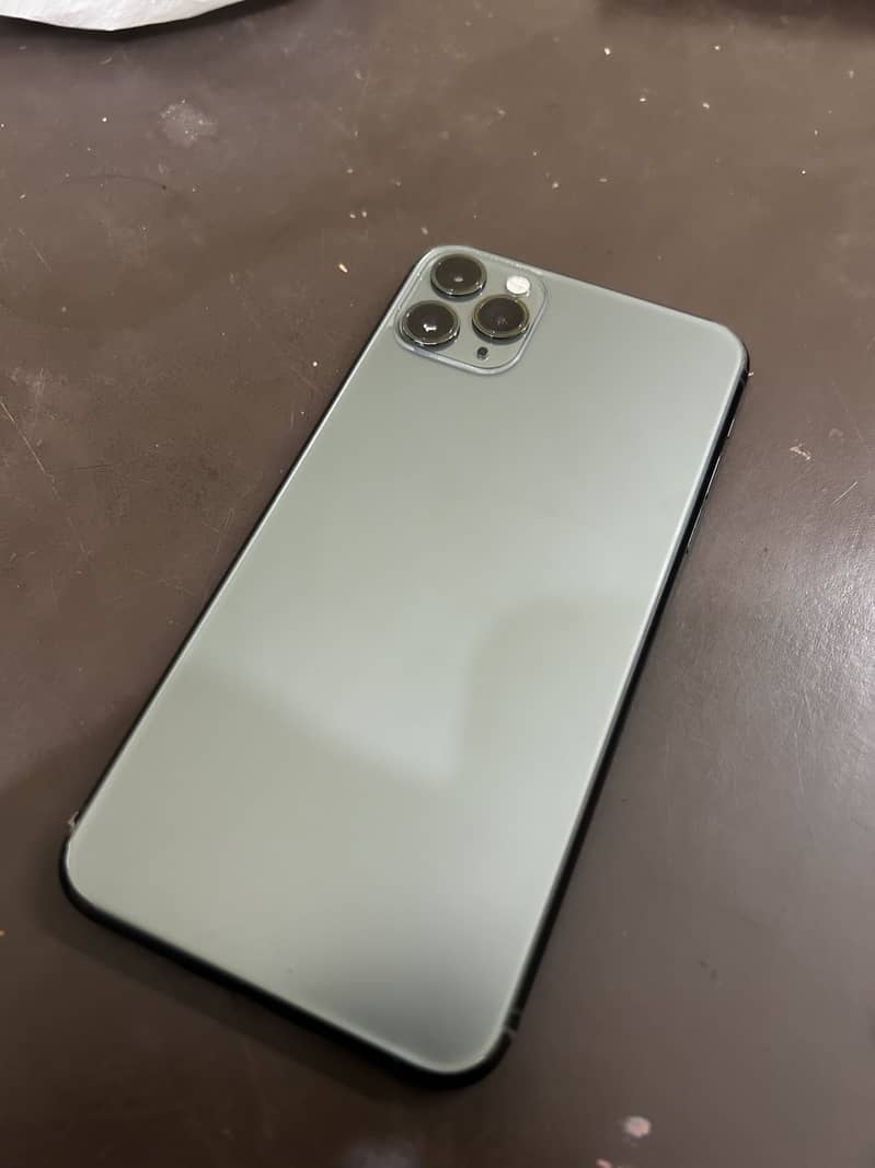 Apple iPhone 11 Pro Max 7