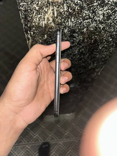 Apple iPhone 8