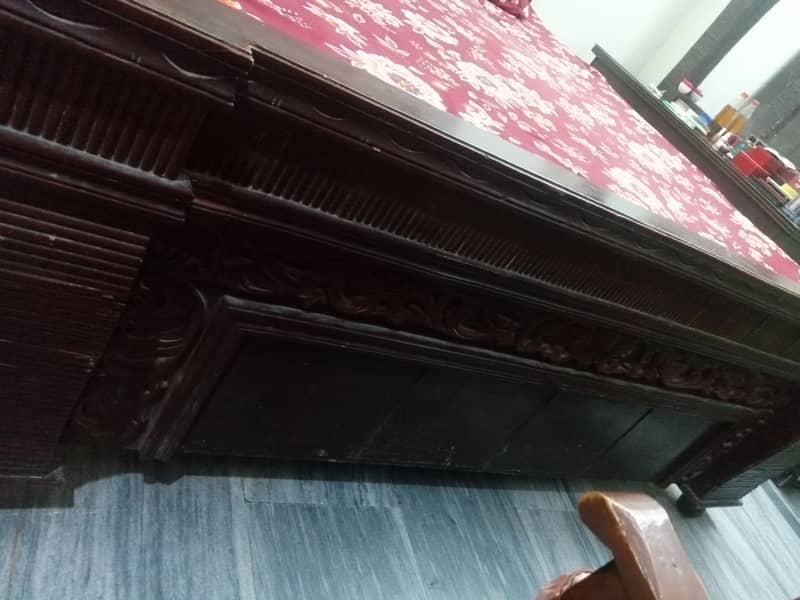 Double bed Dressing table two Side tables 3