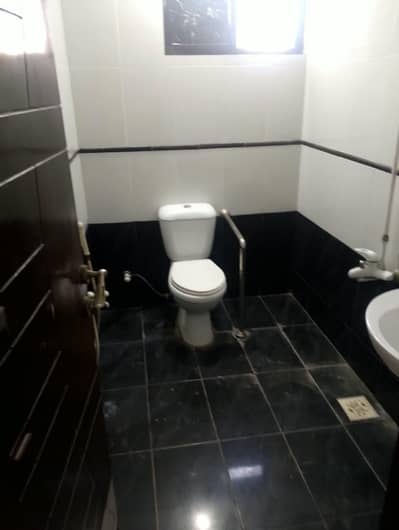 DHA phase 7 executive single man flat fully furnished for 30 to 90 days