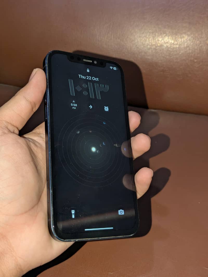Apple iPhone 12 6