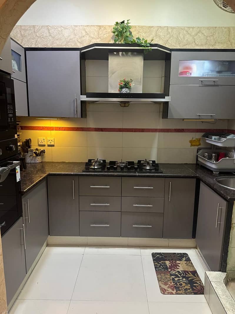 Well Maintained West Open Flat with Completion Certificate 1
