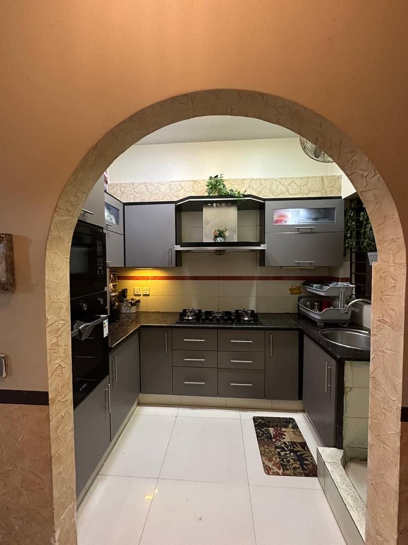 Well Maintained West Open Flat with Completion Certificate 3