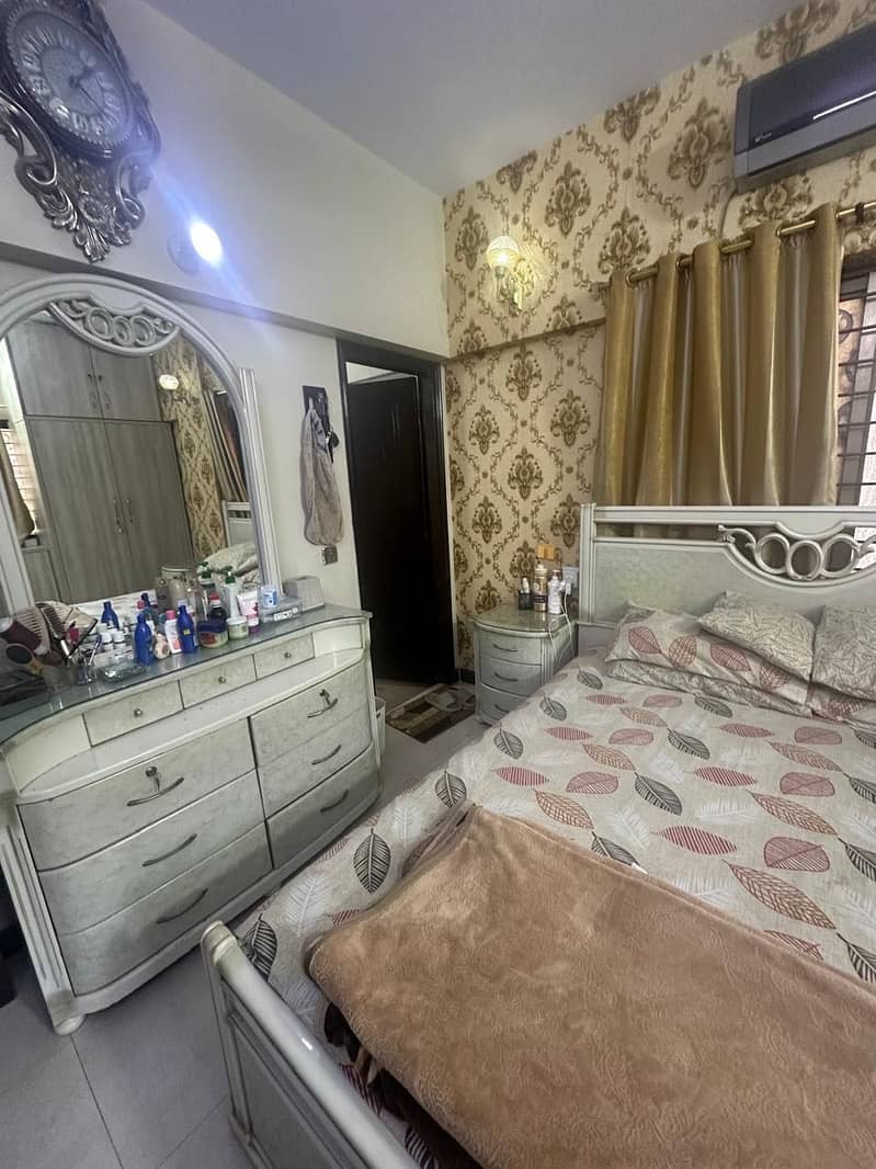Well Maintained West Open Flat with Completion Certificate 5