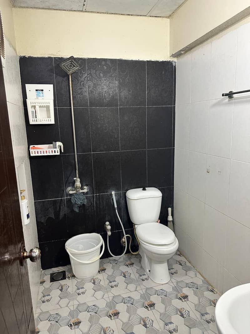 Well Maintained West Open Flat with Completion Certificate 7