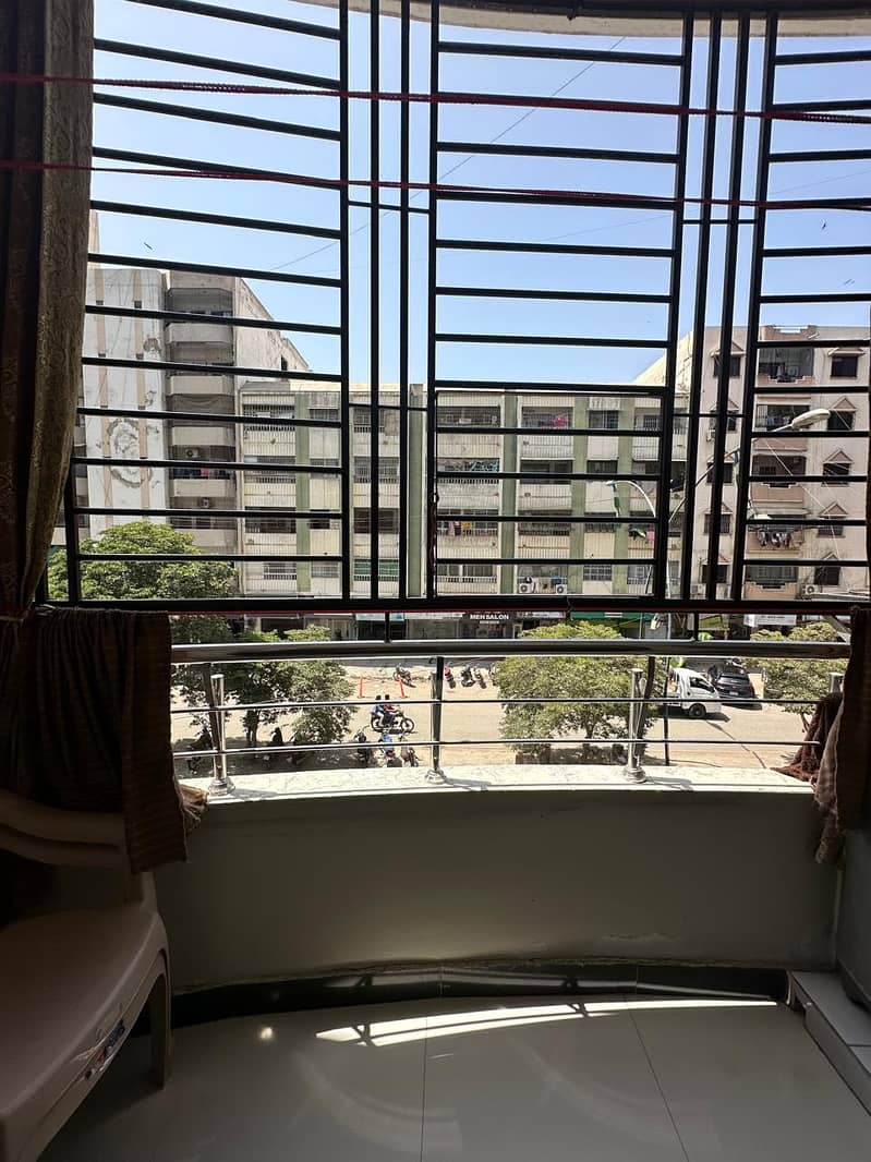 Well Maintained West Open Flat with Completion Certificate 14