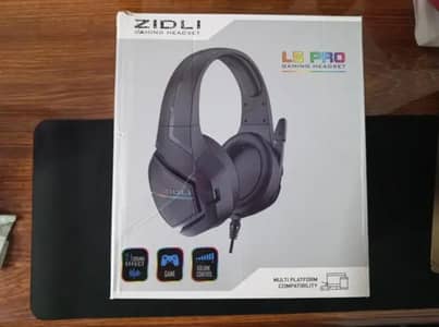 USB single wired headphones