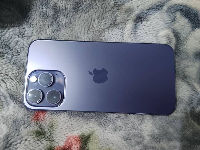 Apple iPhone 14 Pro Max 0