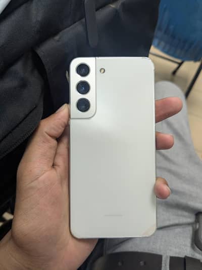 Samsung Mobile S22