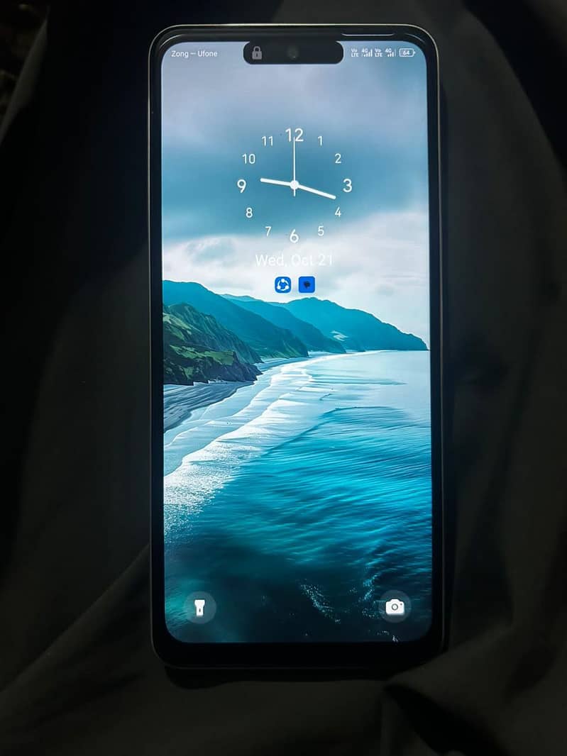 Tecno Spark 30 4