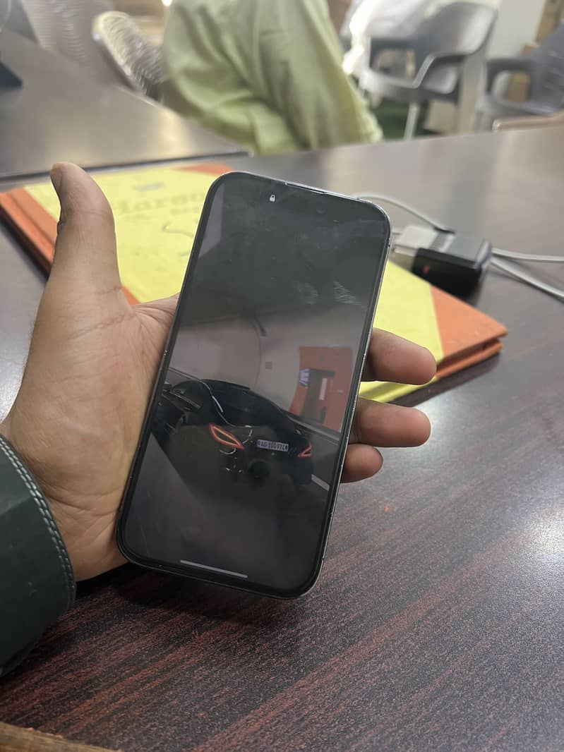 Apple iPhone 14 Pro 4