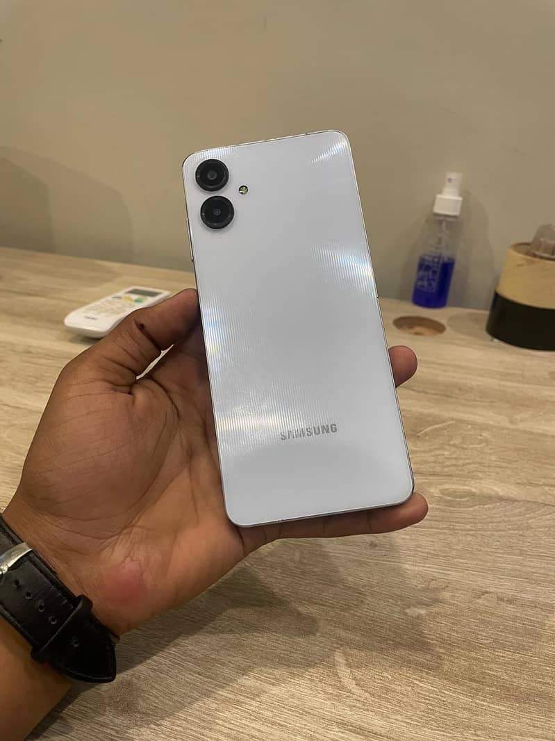 Samsung Mobile A06 1