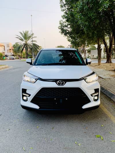 Toyota Raize Z (Premium)