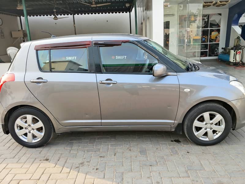 Suzuki Swift 2015 2
