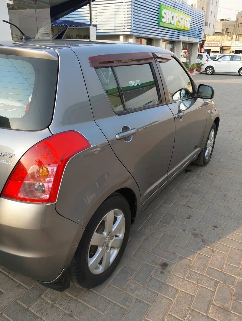 Suzuki Swift 2015 6