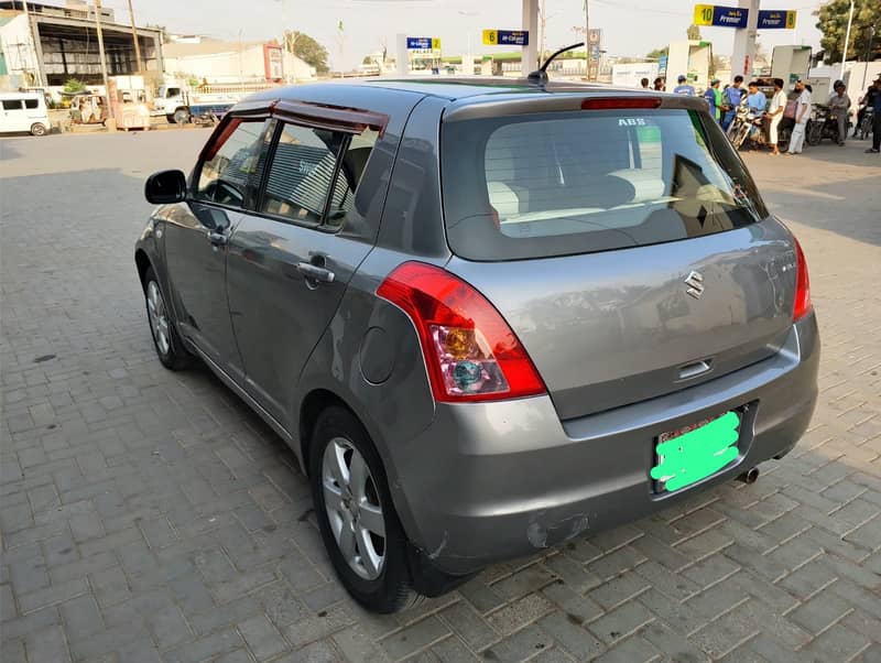 Suzuki Swift 2015 8