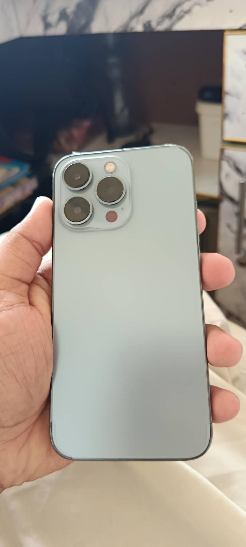 Apple iPhone 13 Pro 0