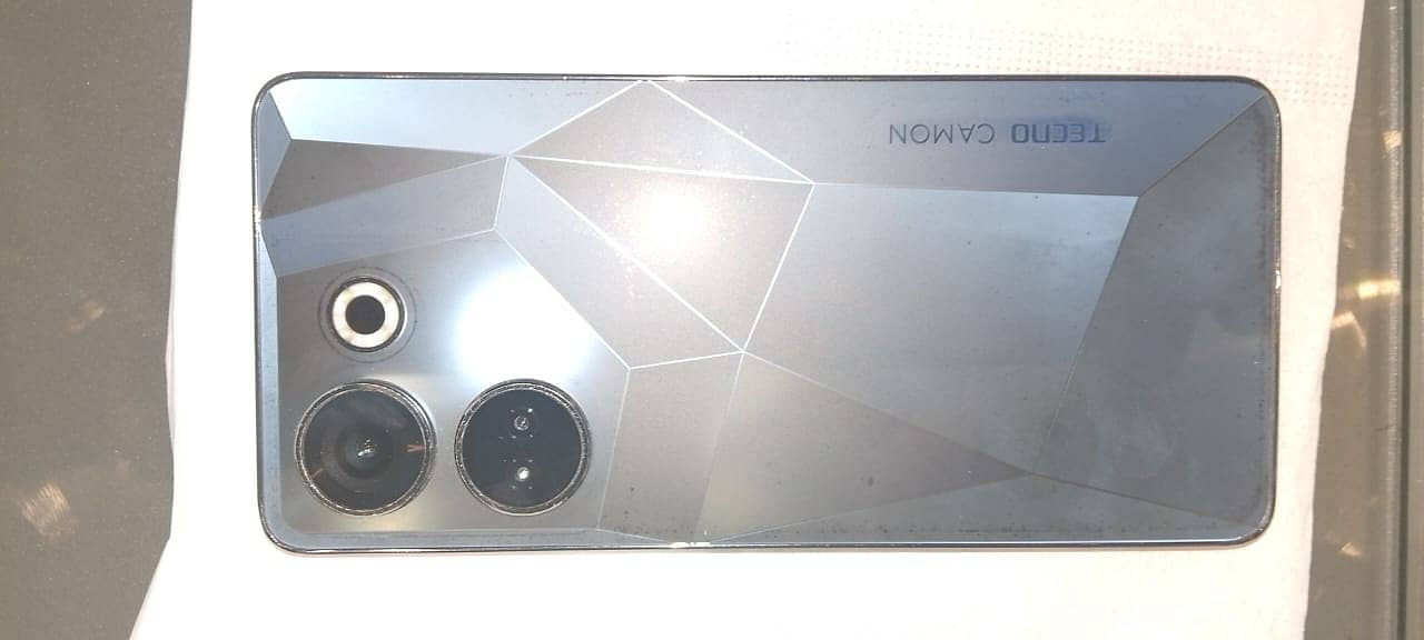 Tecno CAMON 20 1