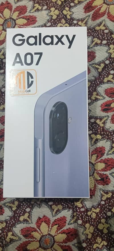 Samsung Mobile A07 5G (4+4/128 gb) with warranty