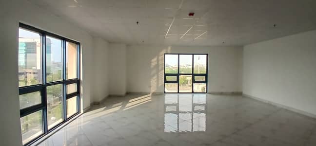 Premier Destination Gulberg Office 890 SQ Available Office For Rent!