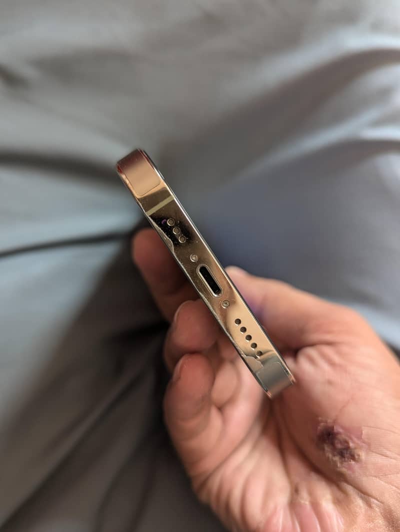 Apple iPhone 14 Pro 5