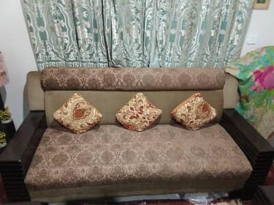 pure wooden sofa with posish work