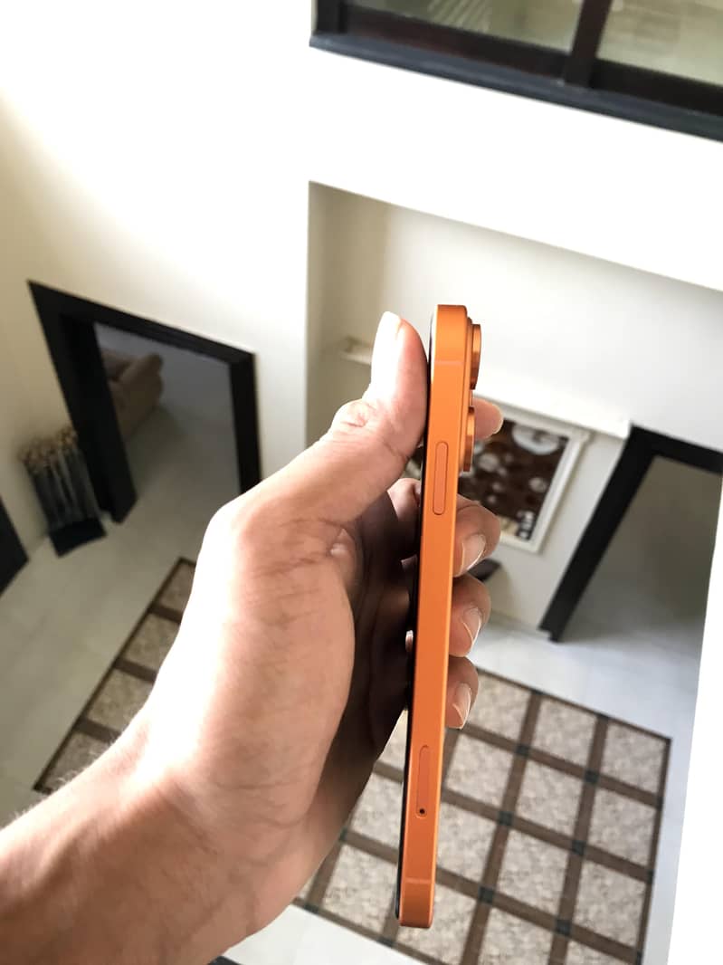 Apple iPhone XR 5