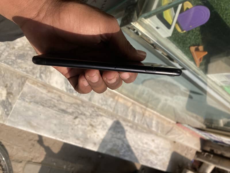 Apple iPhone SE 2