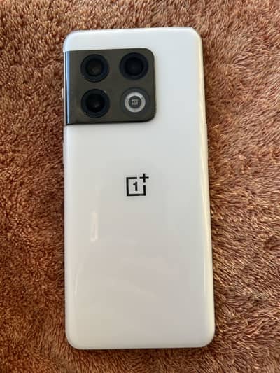 One Plus 10 Pro