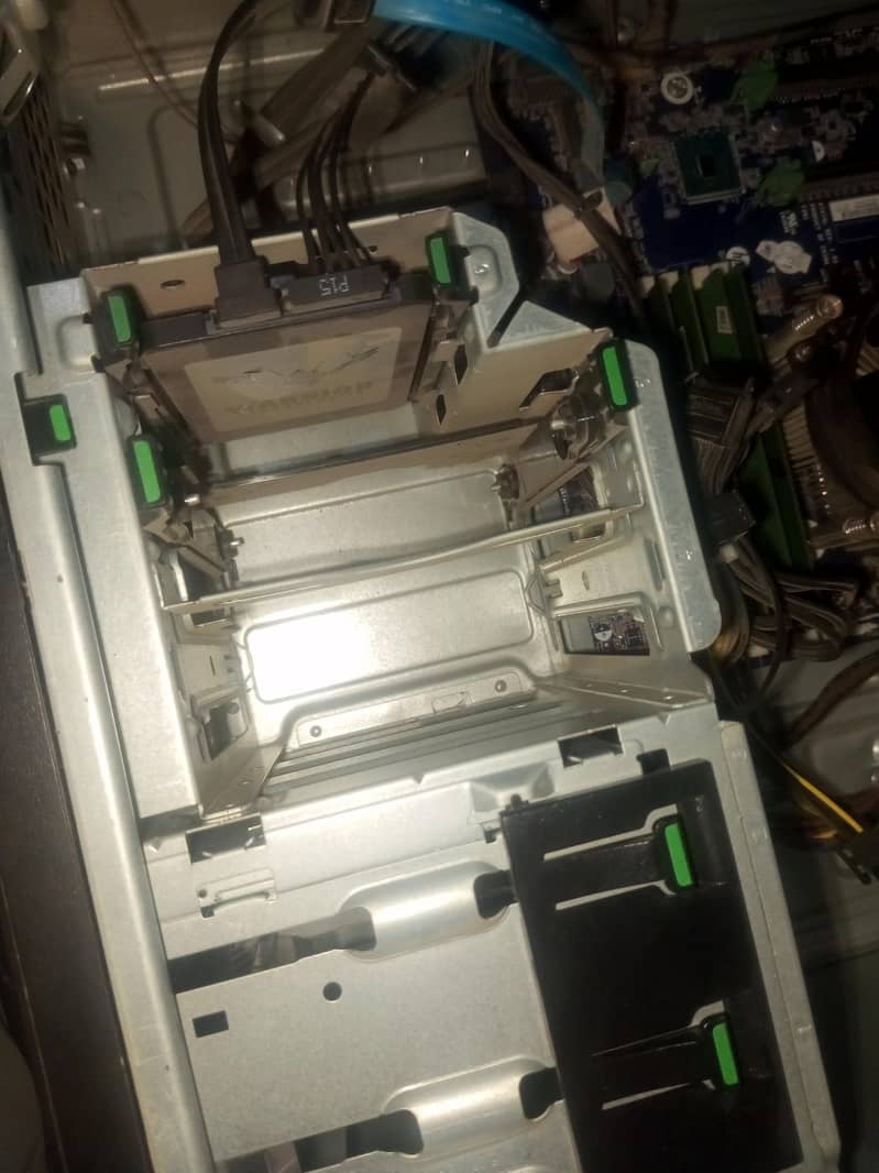 HP. Z240 4
