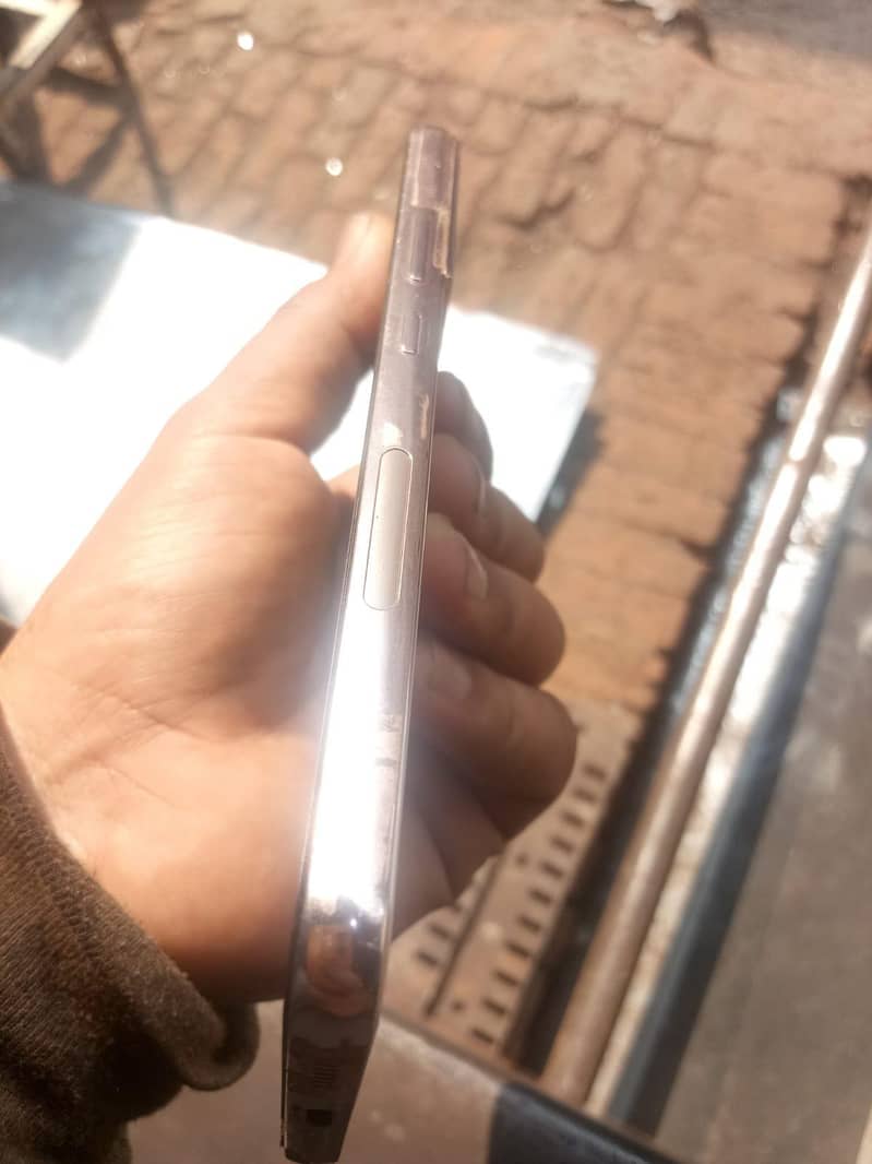 Samsung Mobile S22 Plus 0