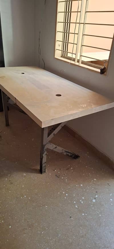 Computer Table - K Shape legs