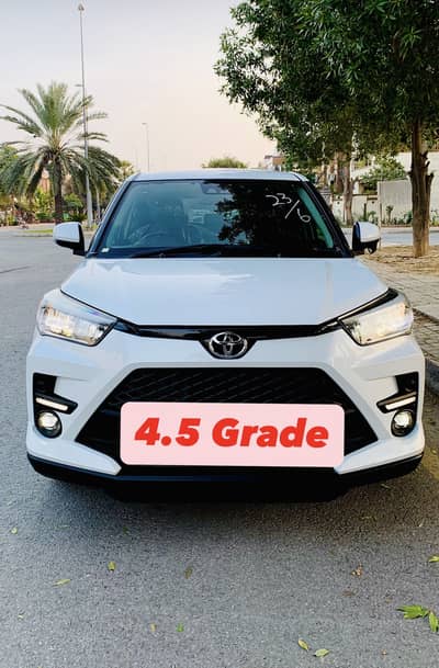 Toyota Raize Z (Premium)