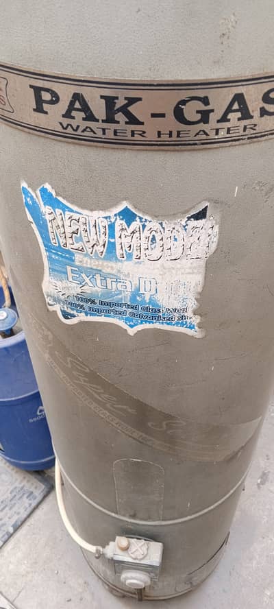 Geyser for sell working properly